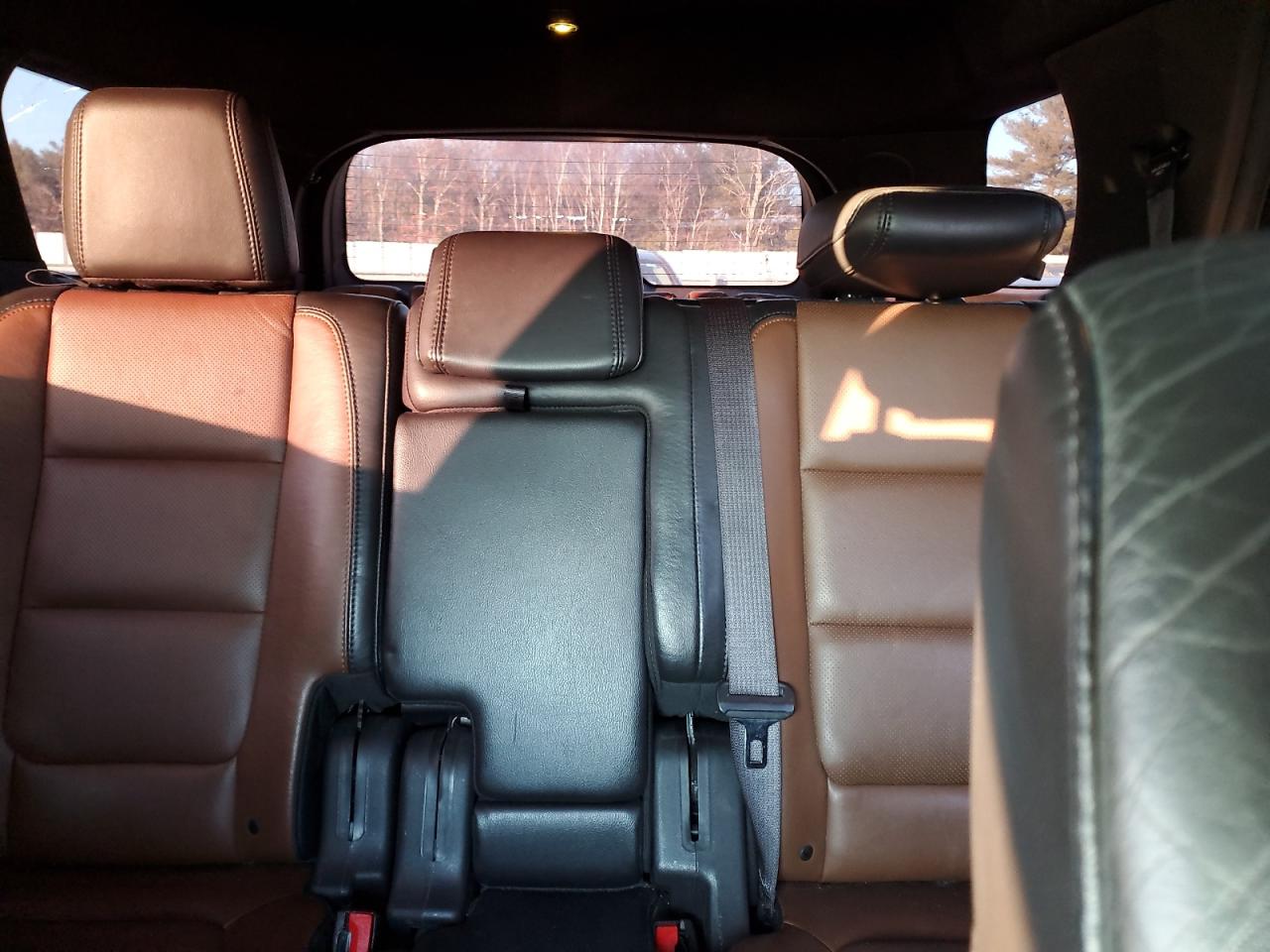 2014 Ford Explorer - Image 10