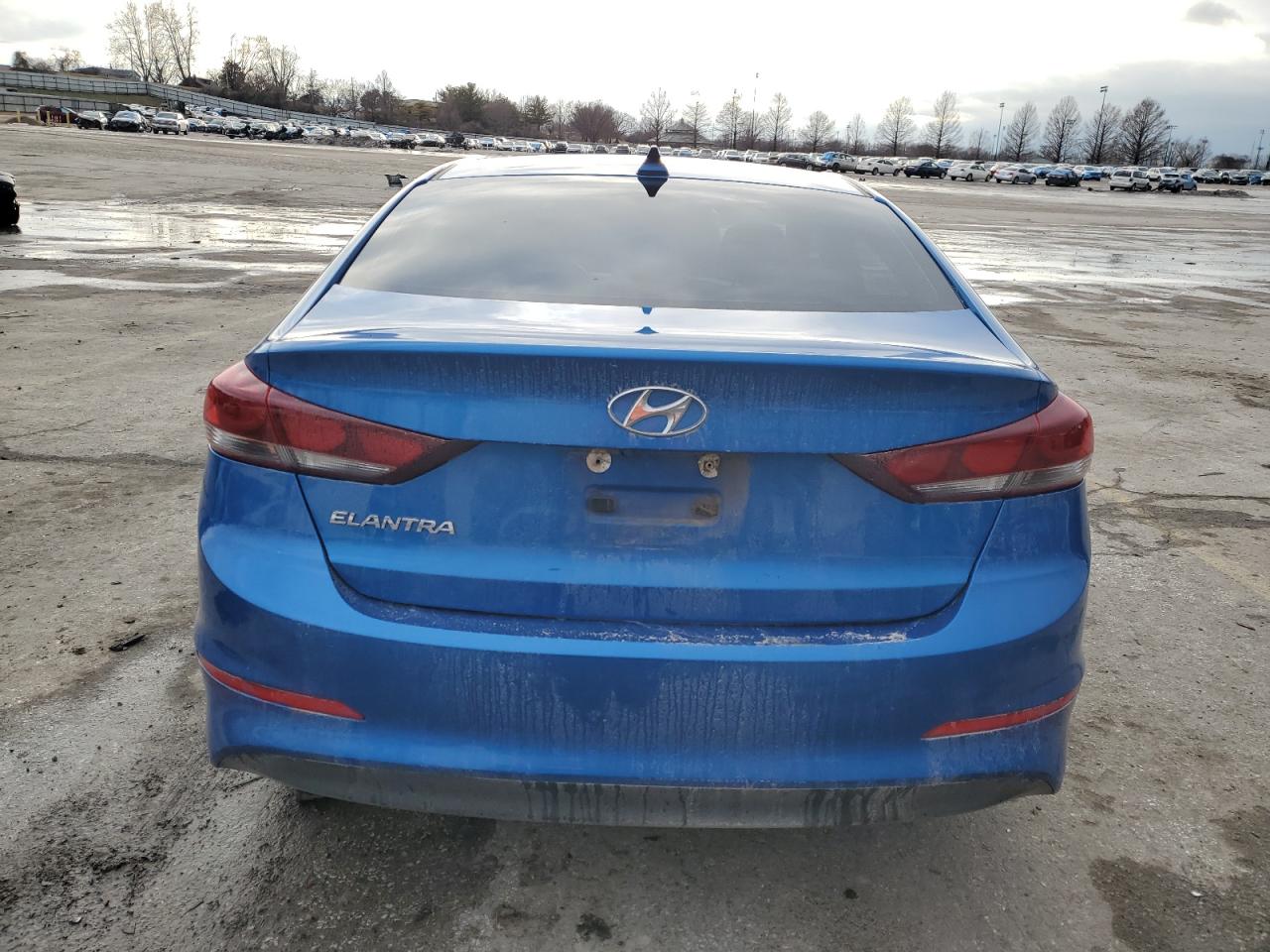 2017 Hyundai Elantra - Image 6
