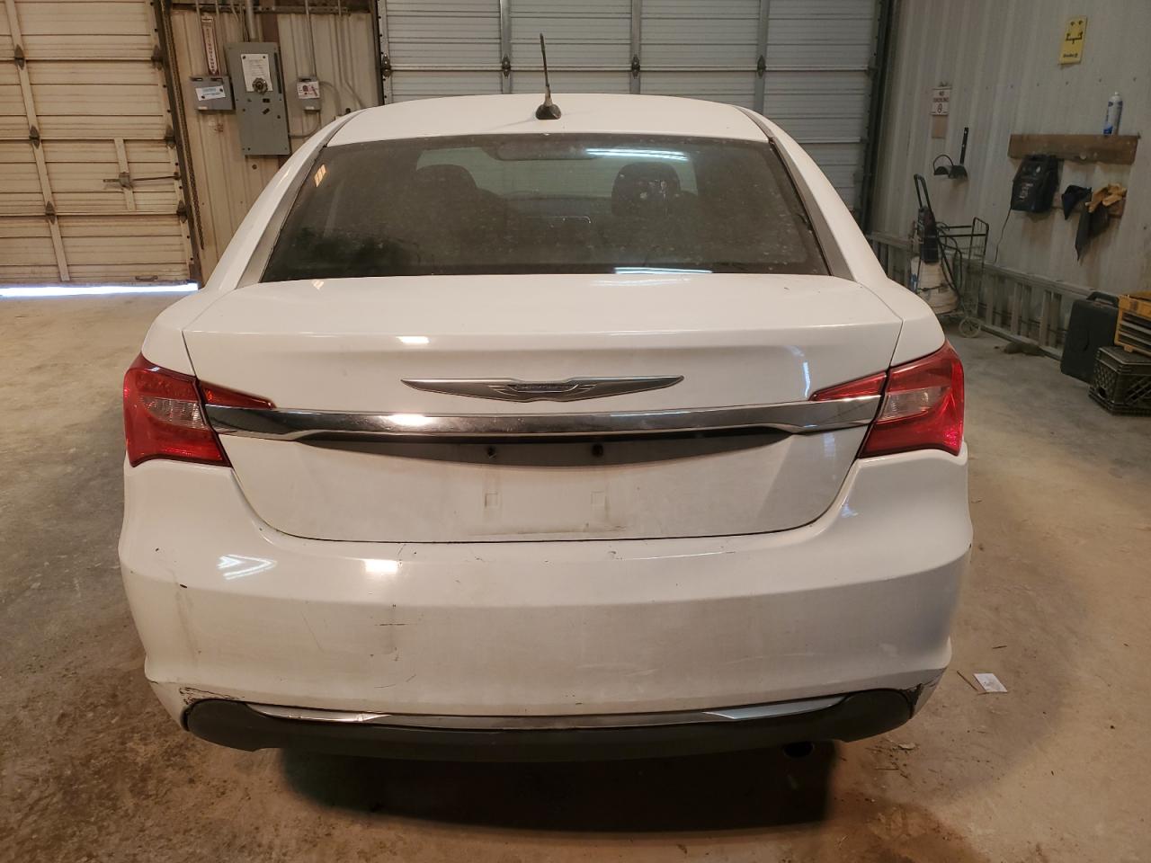 2012 Chrysler 200 - Image 6