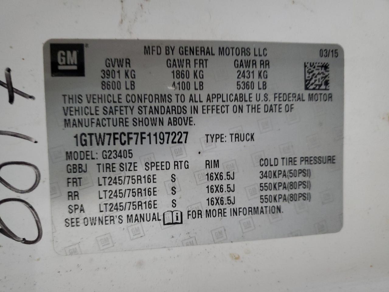 2015 GMC Savana - Image 12
