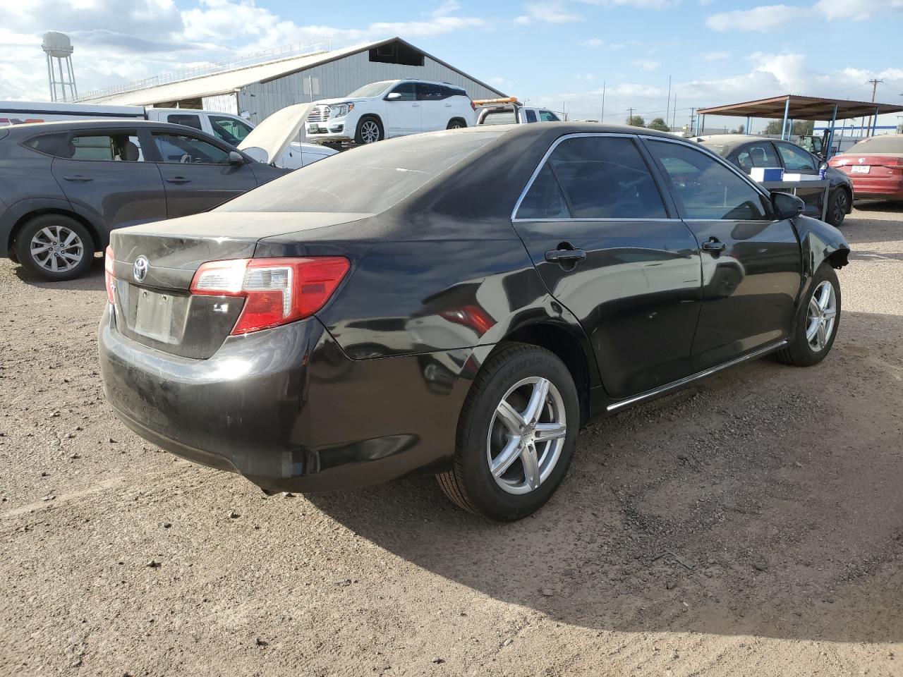 2014 Toyota Camry - Image 3