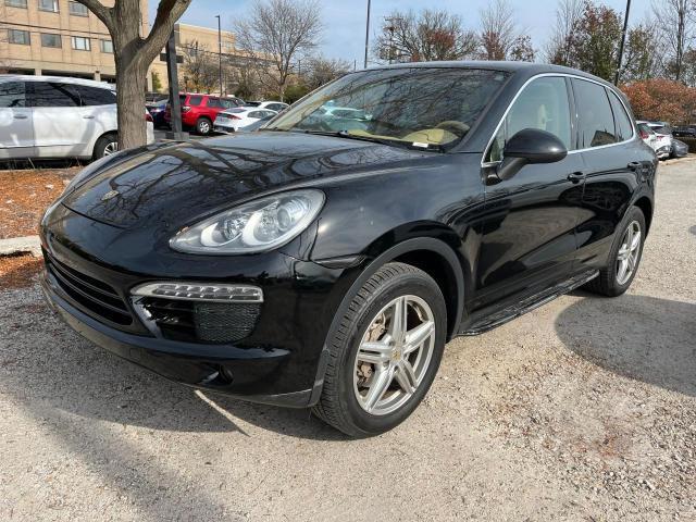 Паркетники PORSCHE CAYENNE 2012 Чорний