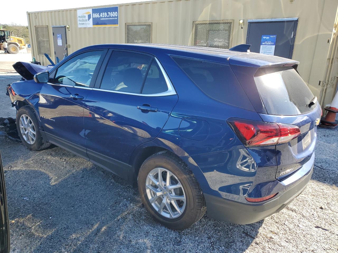 2023 Chevrolet Equinox - Image 2