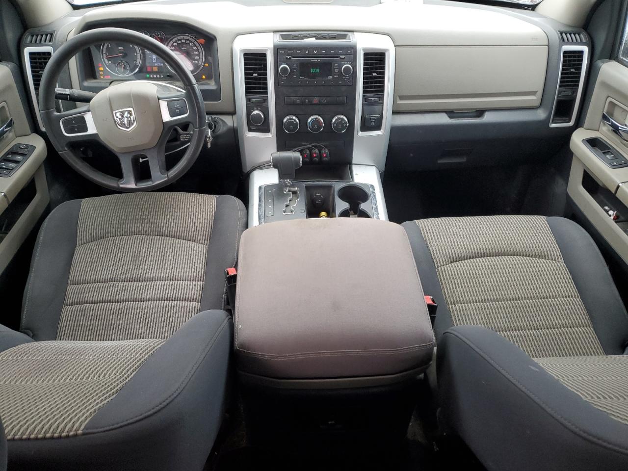 2010 Dodge RAM - Image 8