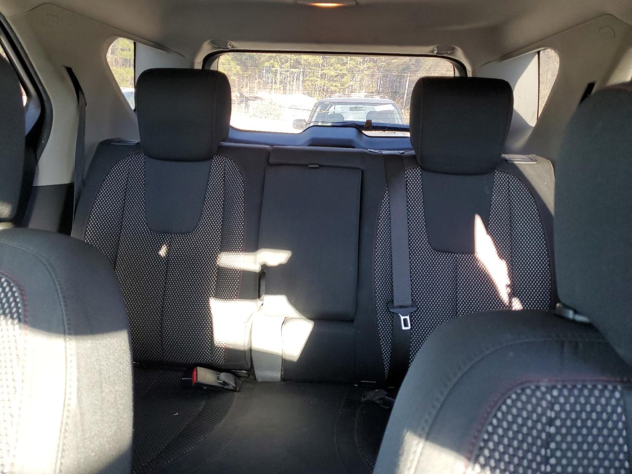 2011 Chevrolet Equinox - Image 10