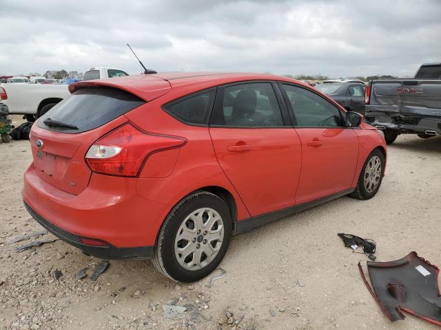  FORD FOCUS 2012 Czerwony