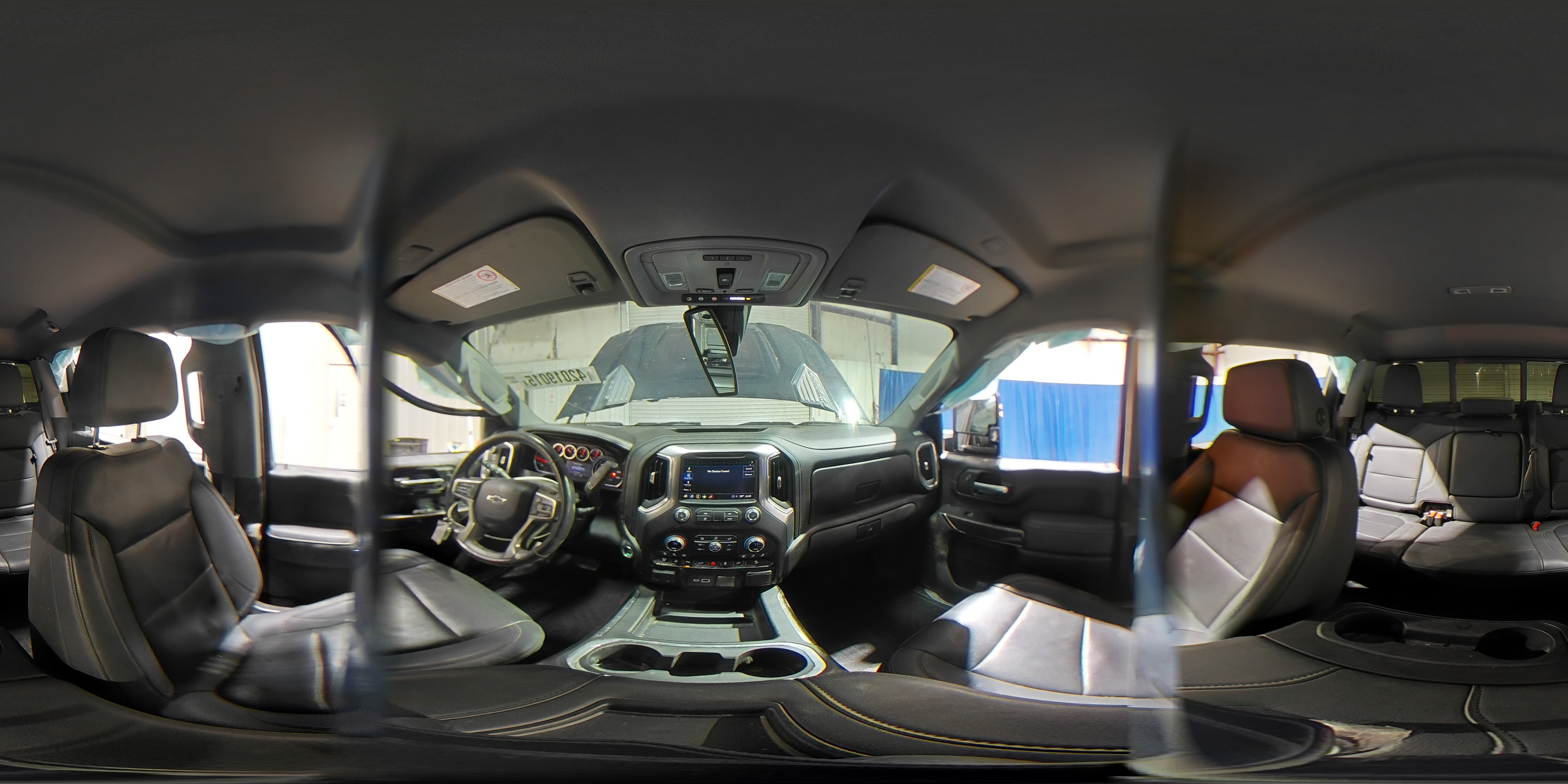 2021 Chevrolet Silverado - Image 13