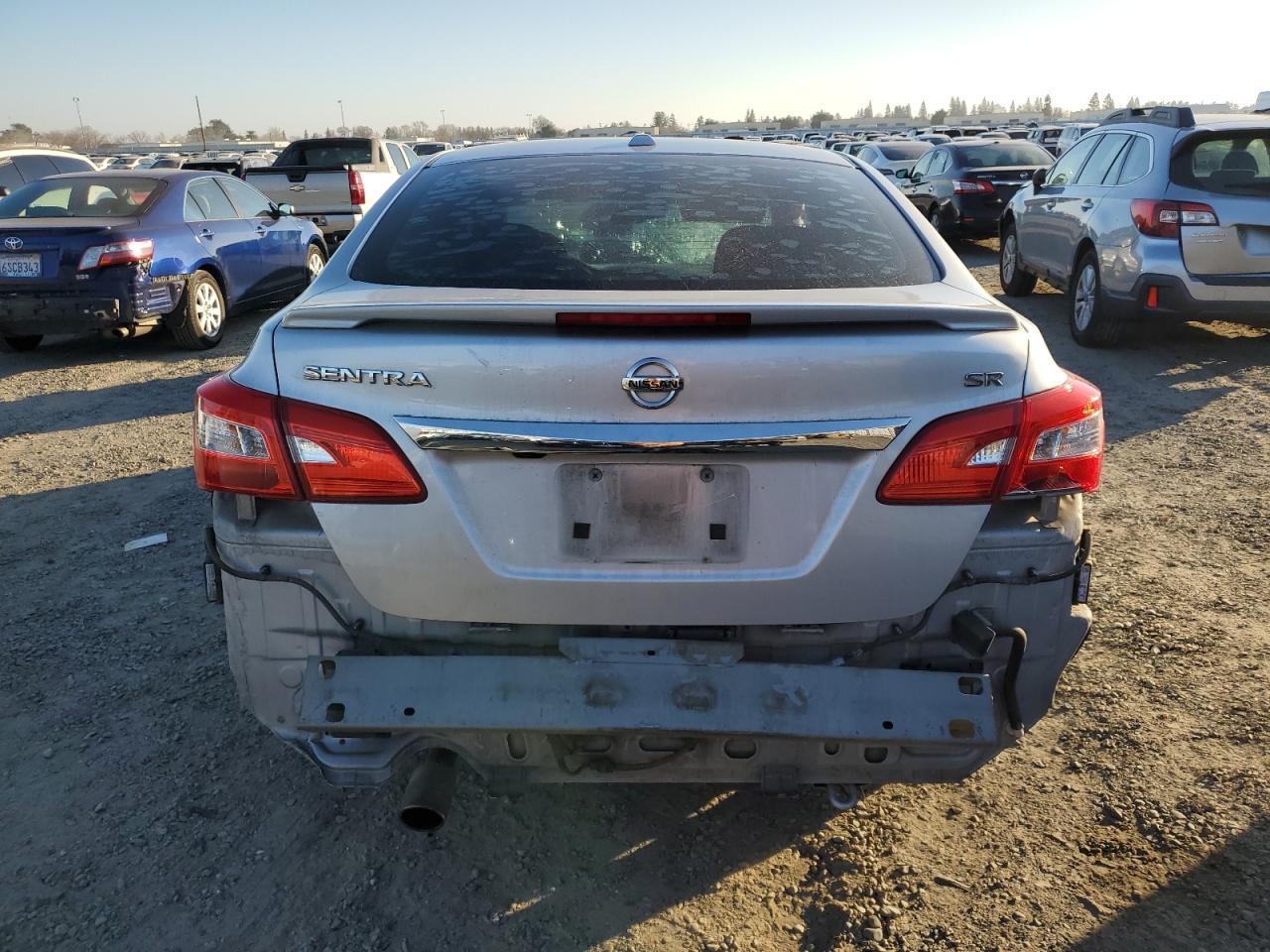 2017 Nissan Sentra - Image 6