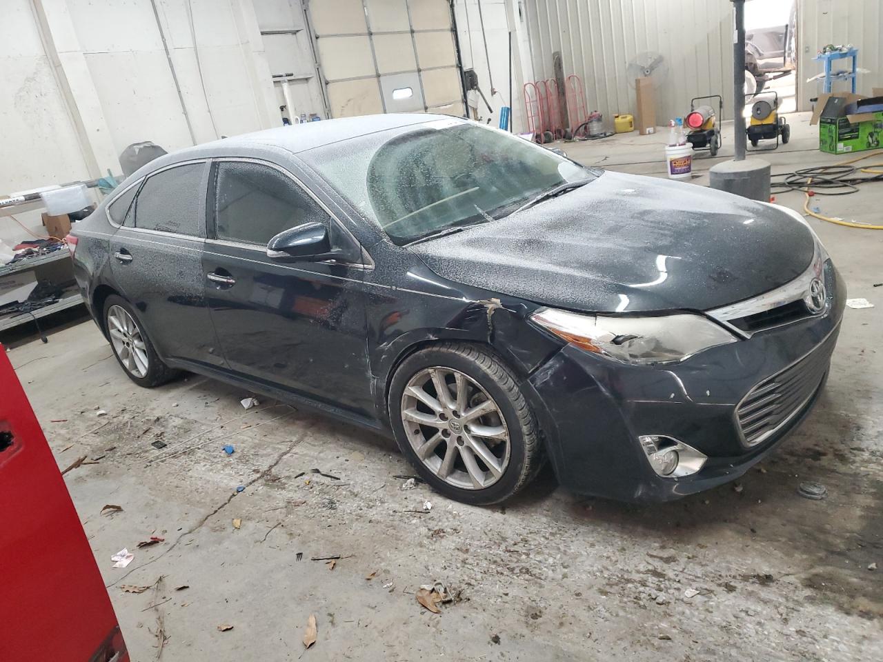 2015 Toyota Avalon - Image 4