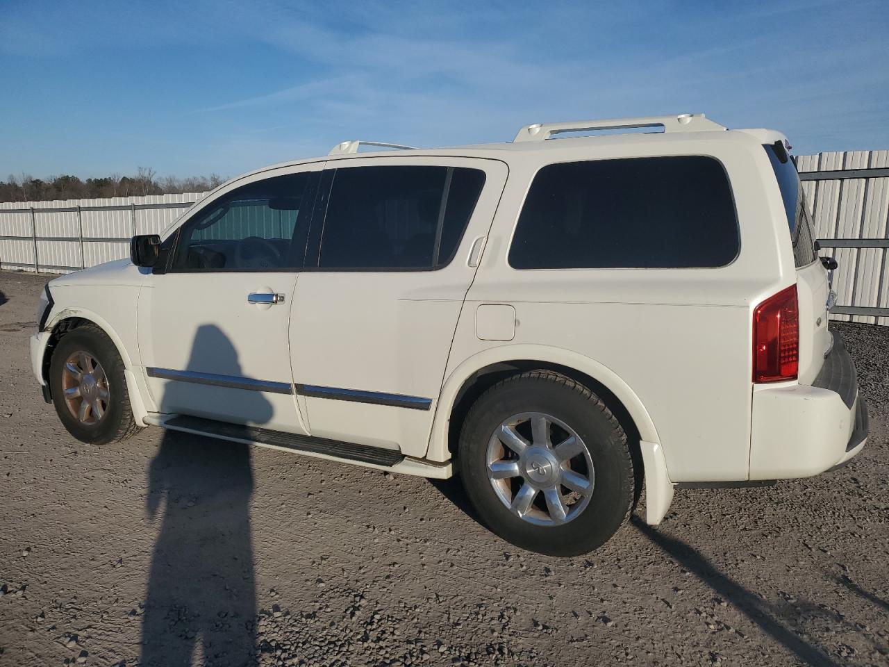 2006 Infiniti QX56 - Image 2