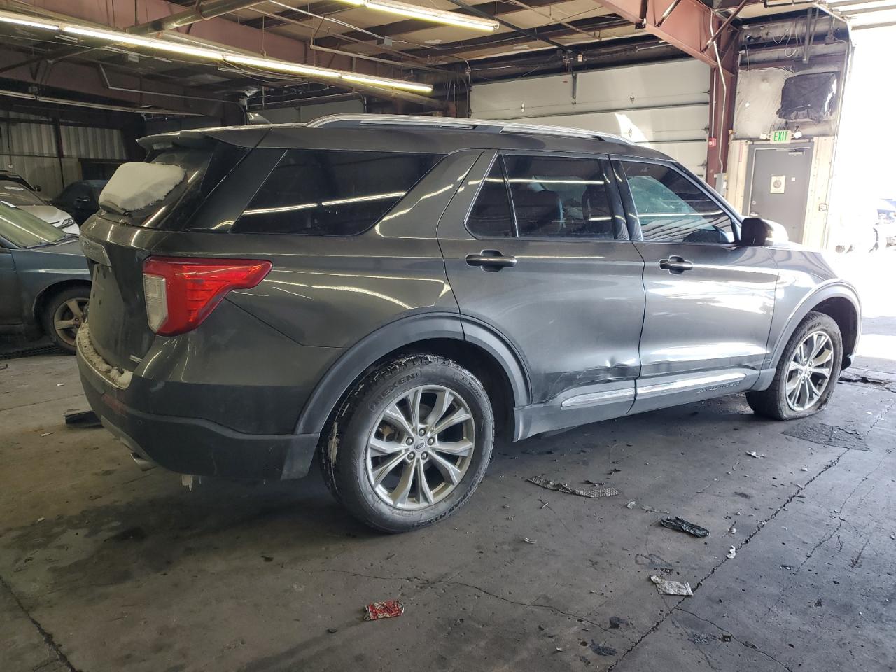 2020 Ford Explorer - Image 3