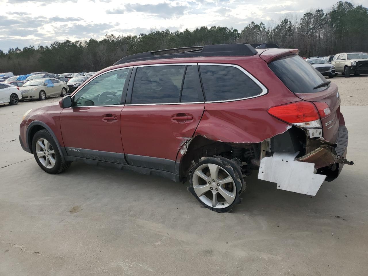 2014 Subaru Outback - Image 2