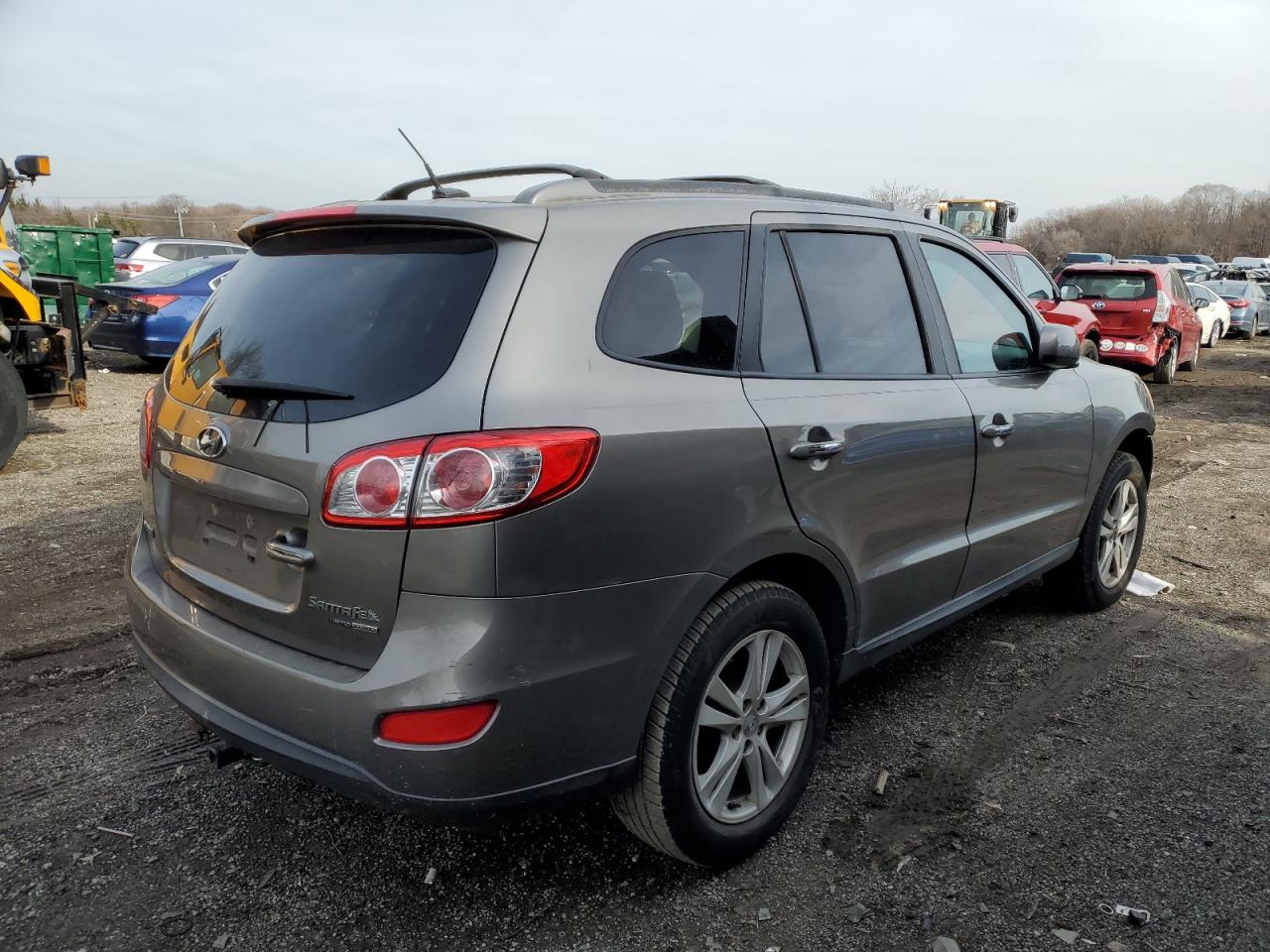 2011 Hyundai Santa Fe - Image 3