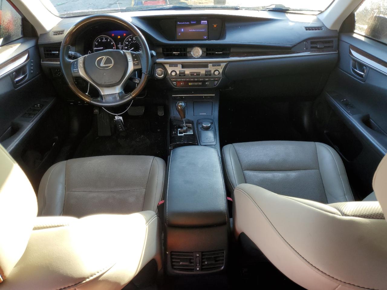 2014 Lexus ES - Image 8