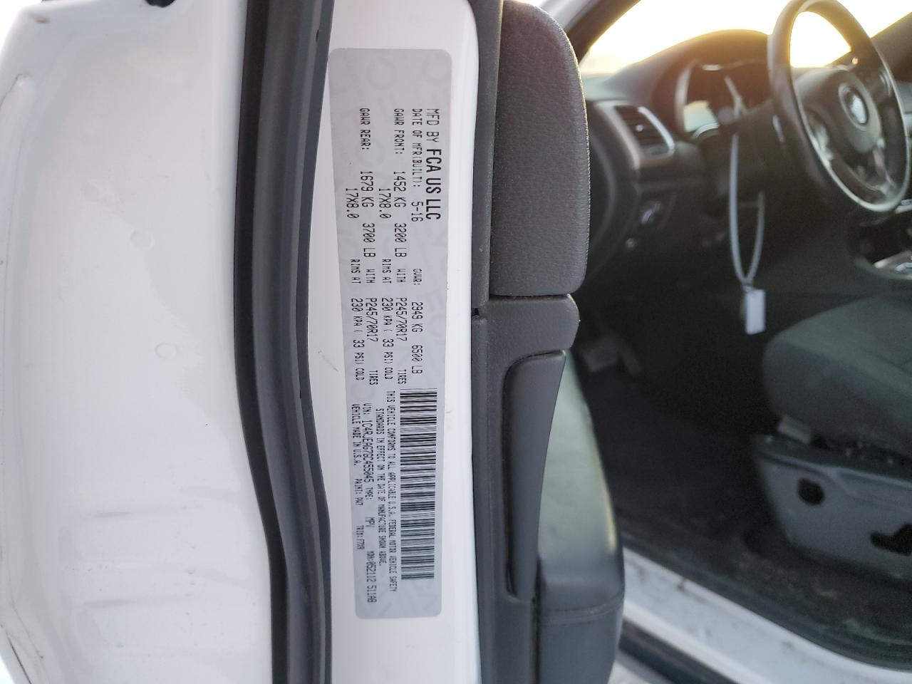 2016 Jeep Grand Cherokee - Image 14