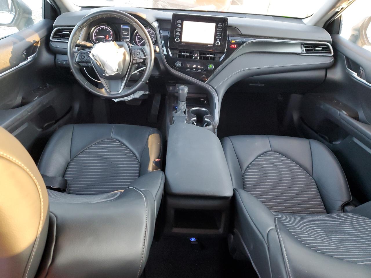 2021 Toyota Camry - Image 8