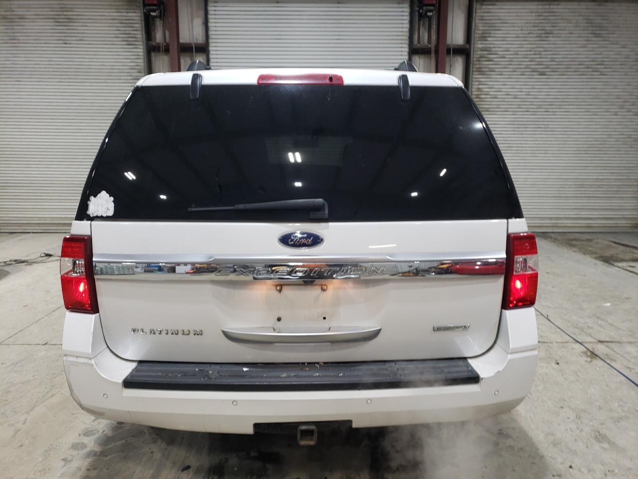2016 Ford Expedition - Image 6