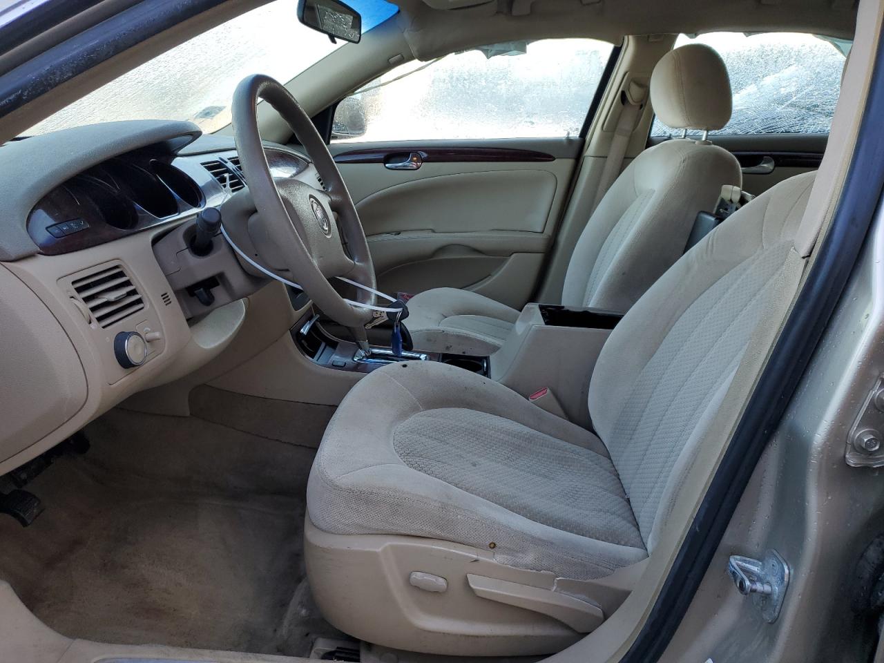 2006 Buick Lucerne - Image 7