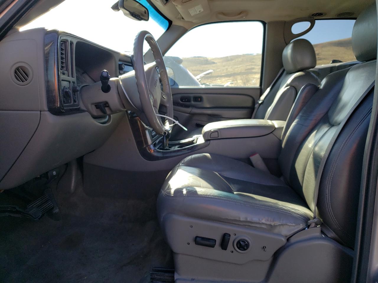 2005 GMC Yukon - Image 7