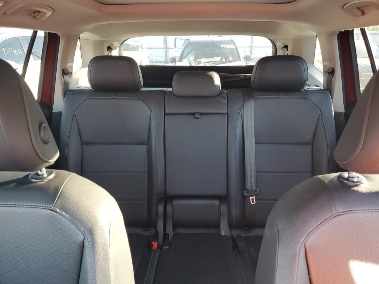 2020 Volkswagen Tiguan - Image 10