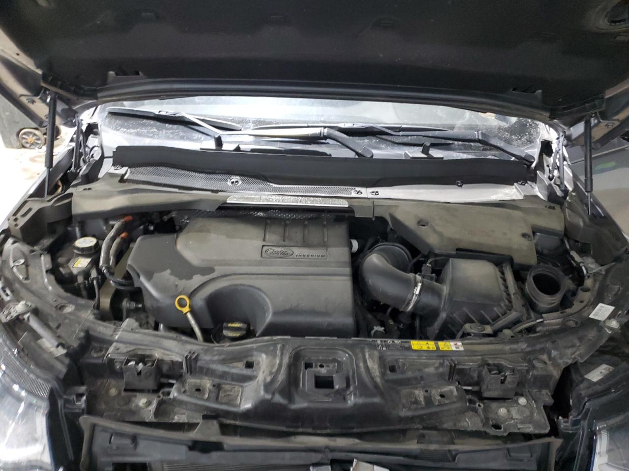 2020 Land Rover Discovery - Image 12