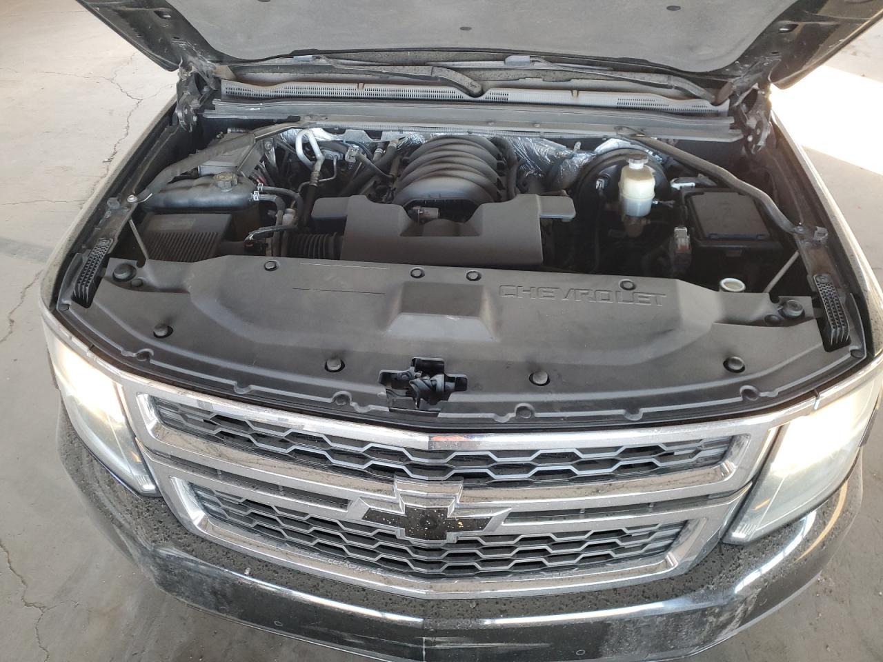 2015 Chevrolet Suburban - Image 14