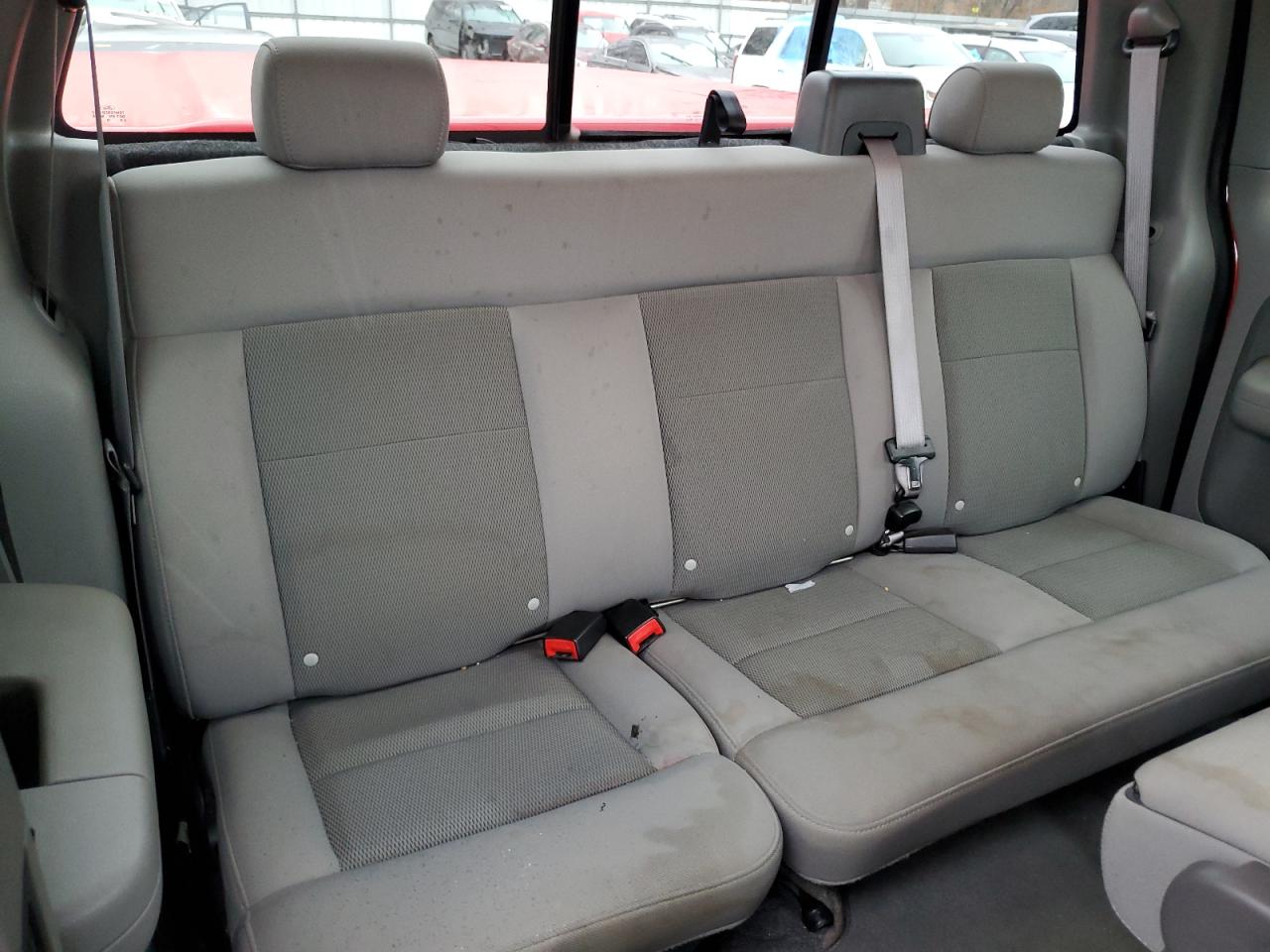 2004 Ford F-150 - Image 10