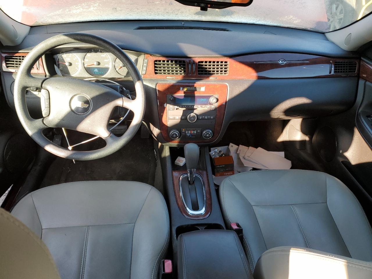 2009 Chevrolet Impala - Image 8