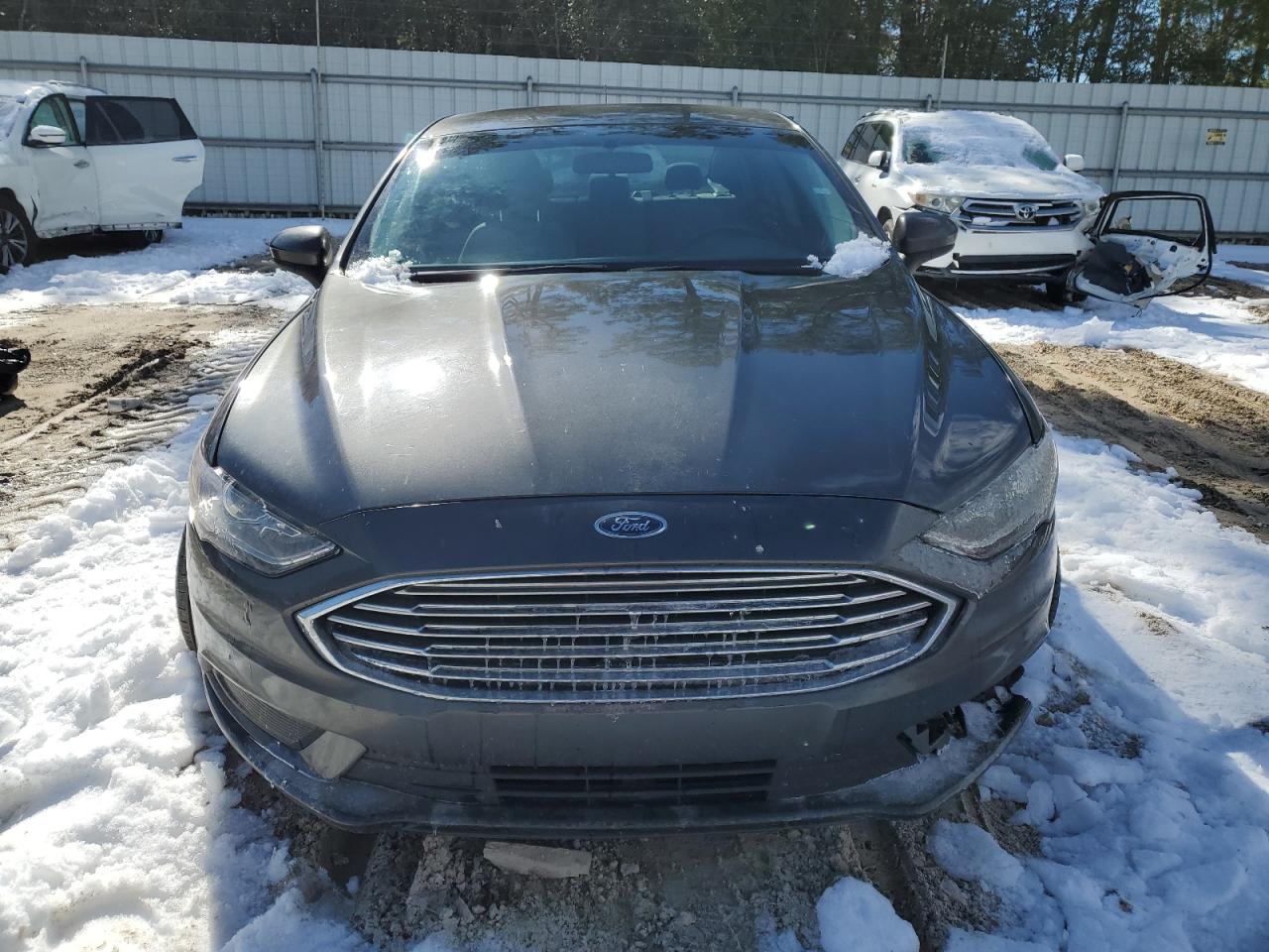 2017 Ford Fusion - Image 5