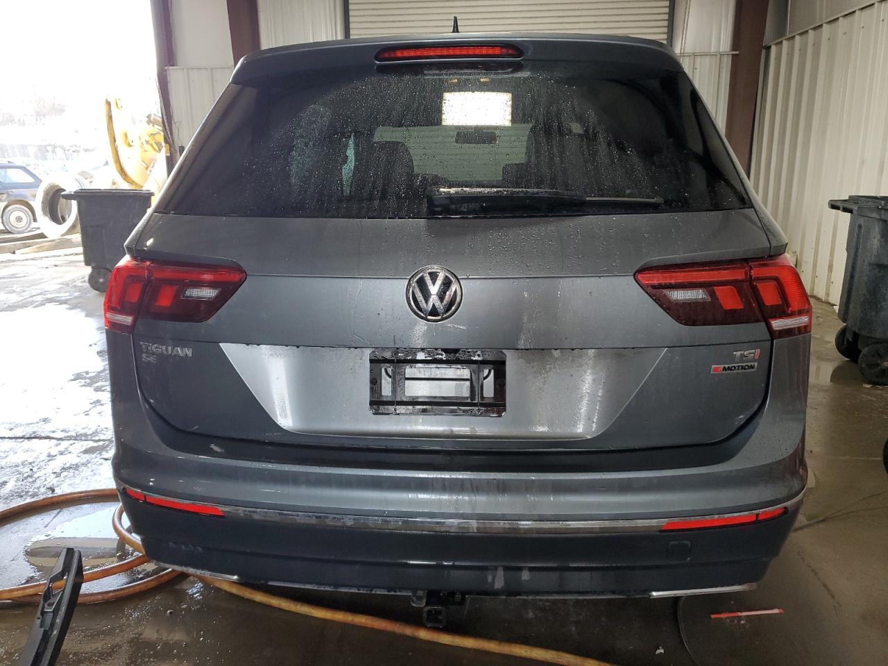 2018 Volkswagen Tiguan - Image 6