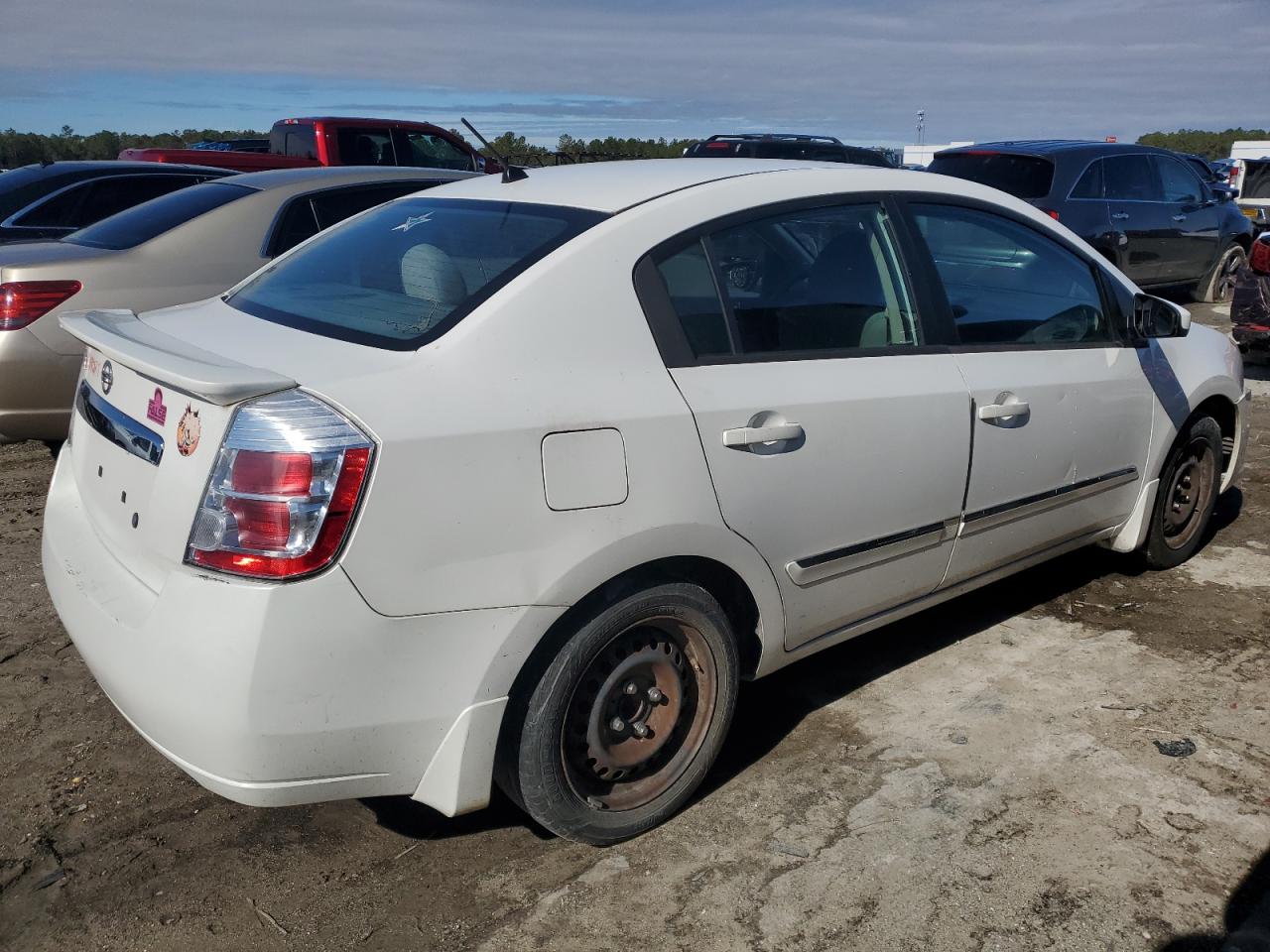 2011 Nissan Sentra - Image 3
