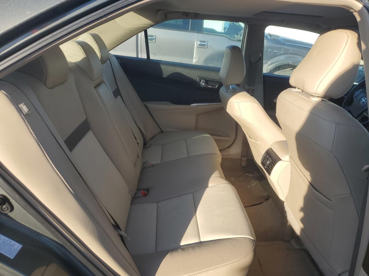 2013 Toyota Camry - Image 10