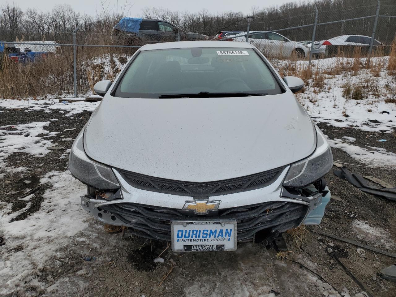 2019 Chevrolet Cruze - Image 5