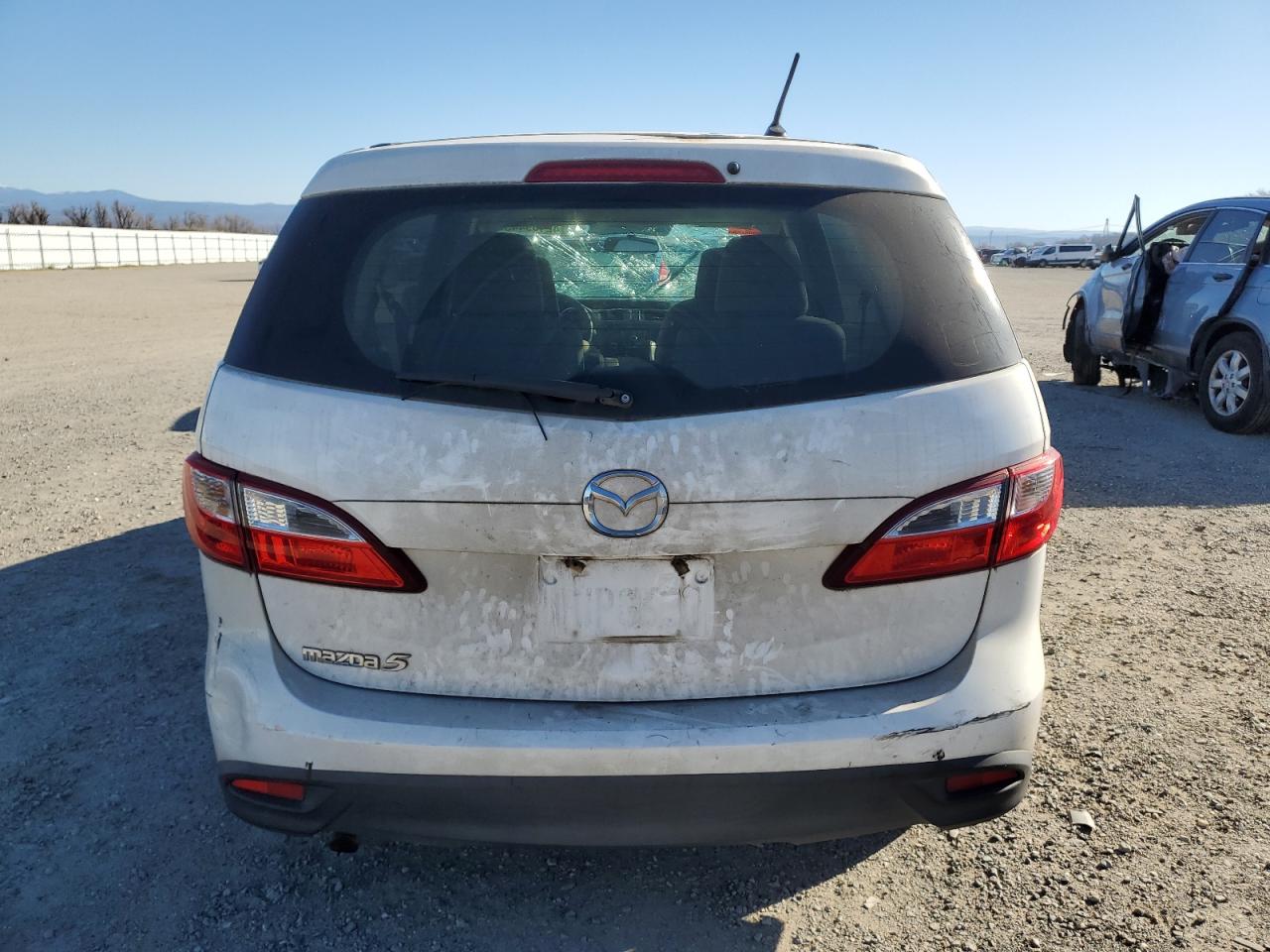2013 Mazda 5 - Image 6