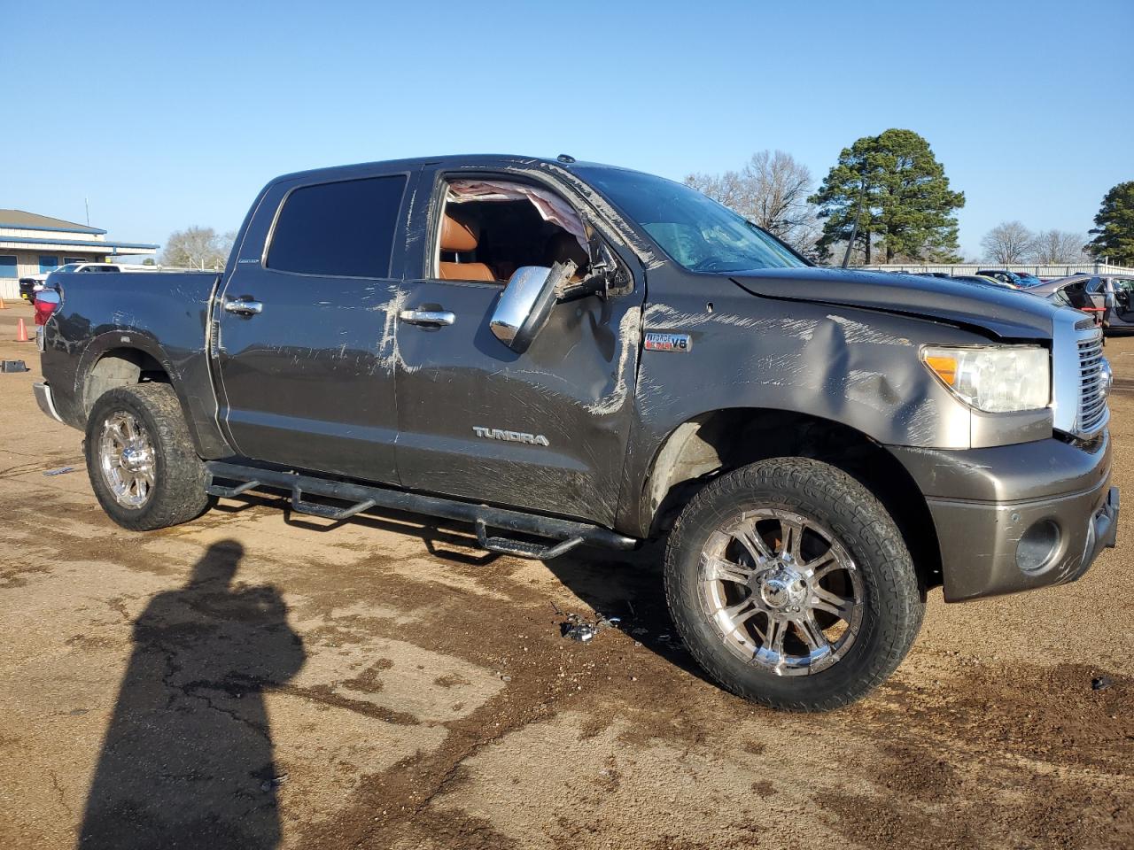 2011 Toyota Tundra - Image 4