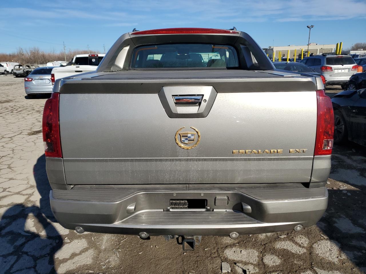 2002 Cadillac Escalade - Image 6