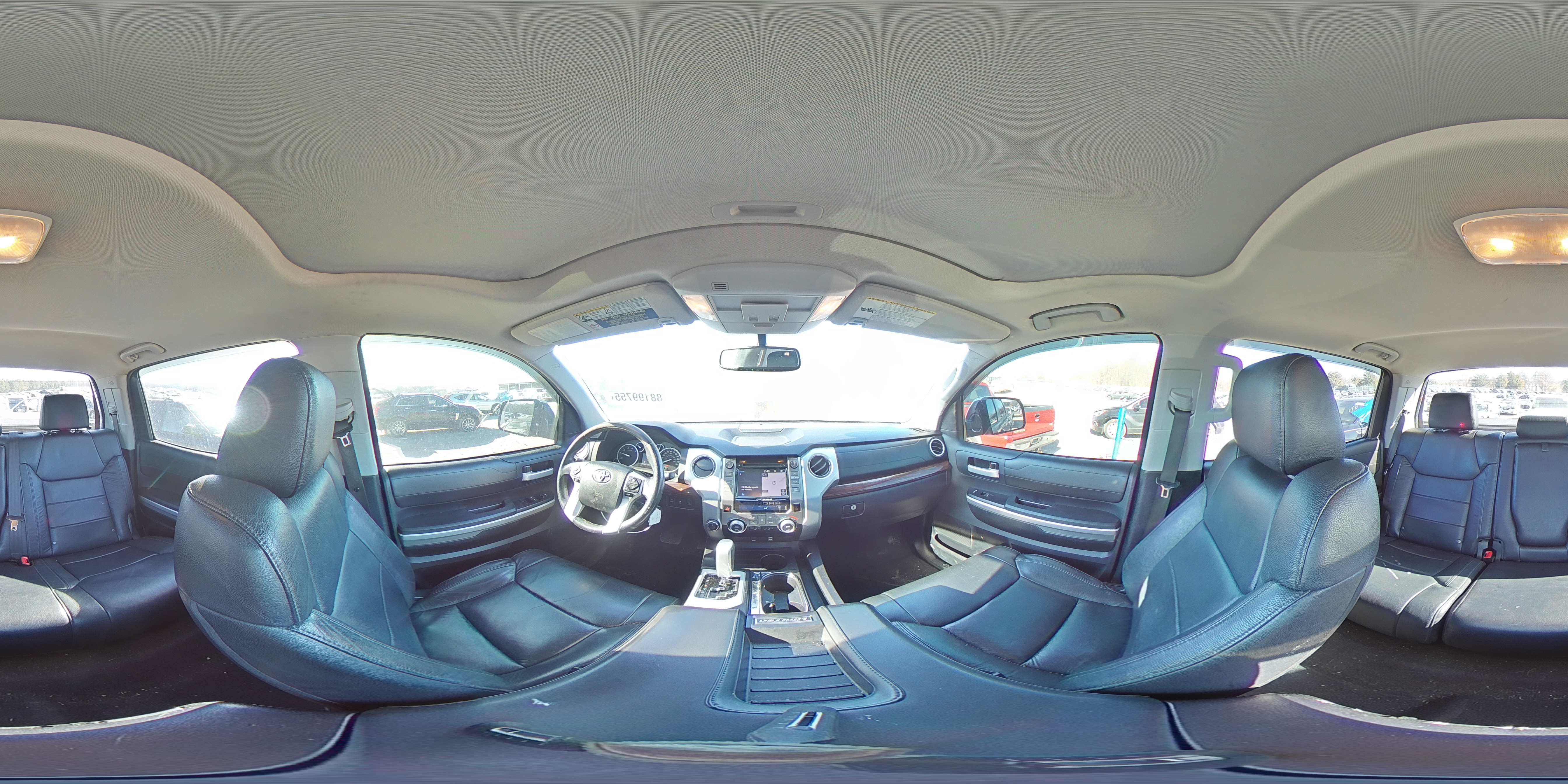 2015 Toyota Tundra - Image 12