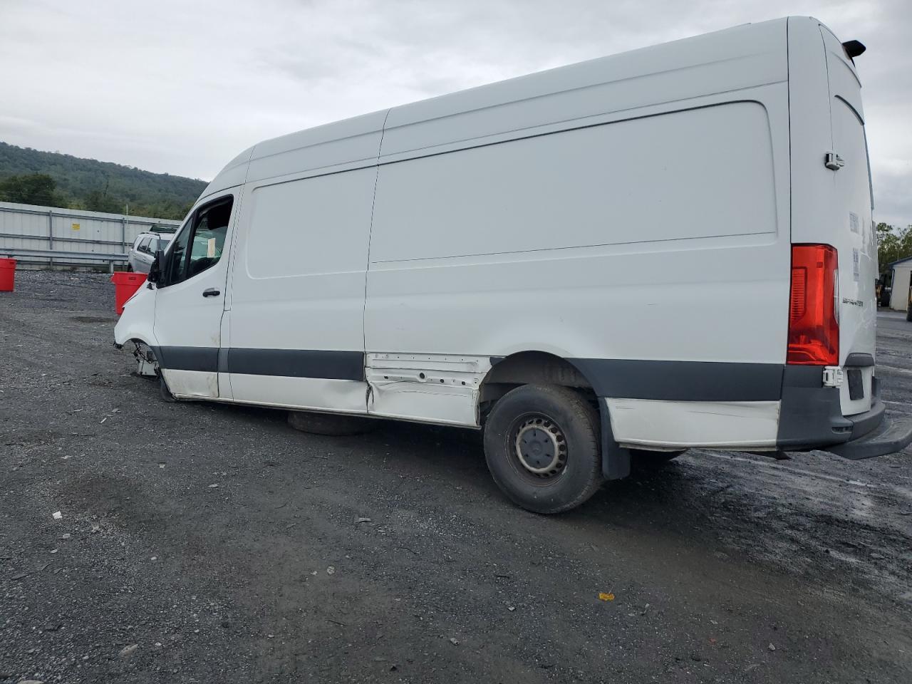 VIN W1Y4ECHY8LT025712 2020 MERCEDES-BENZ SPRINTER no.2