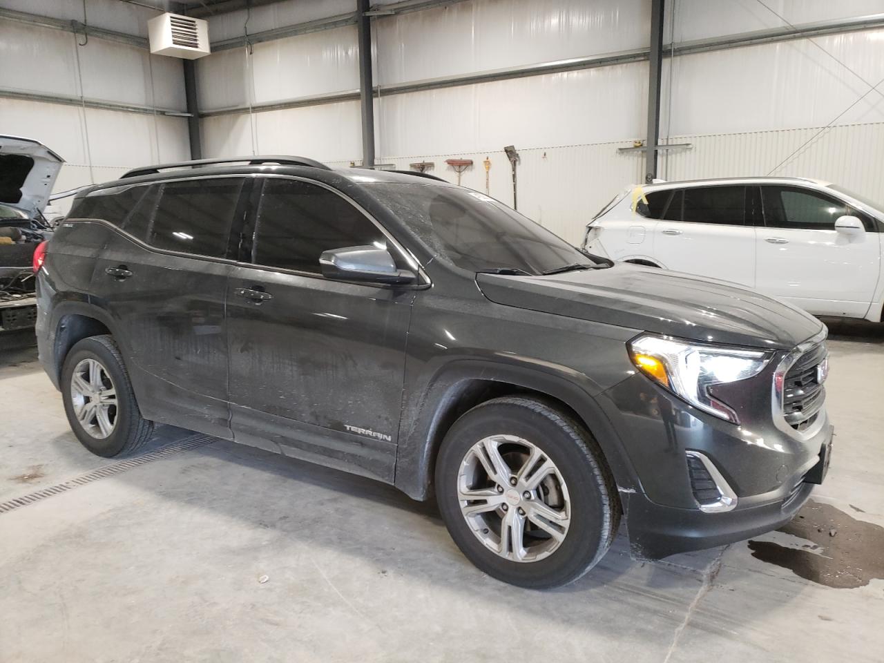2018 GMC Terrain - Image 4