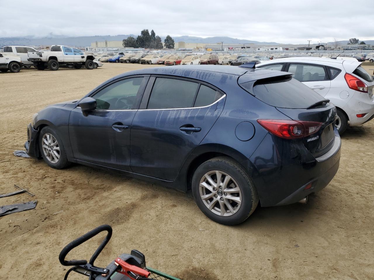 2016 Mazda 3 - Image 2