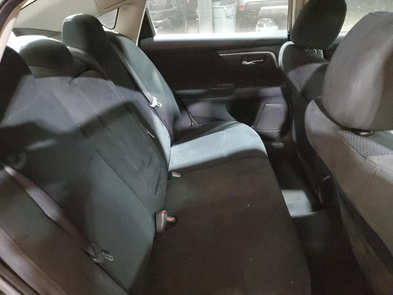 2015 Nissan Altima - Image 10