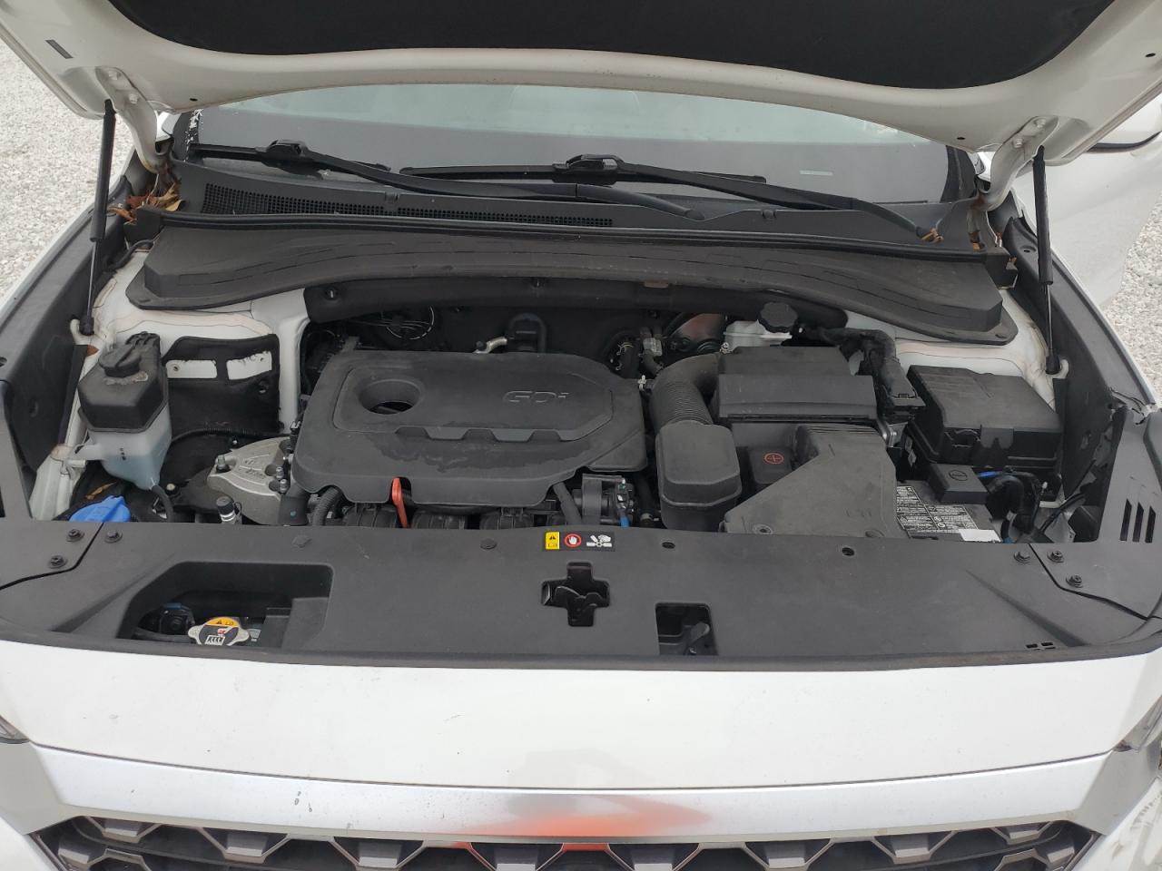 2020 Hyundai Santa Fe - Image 12