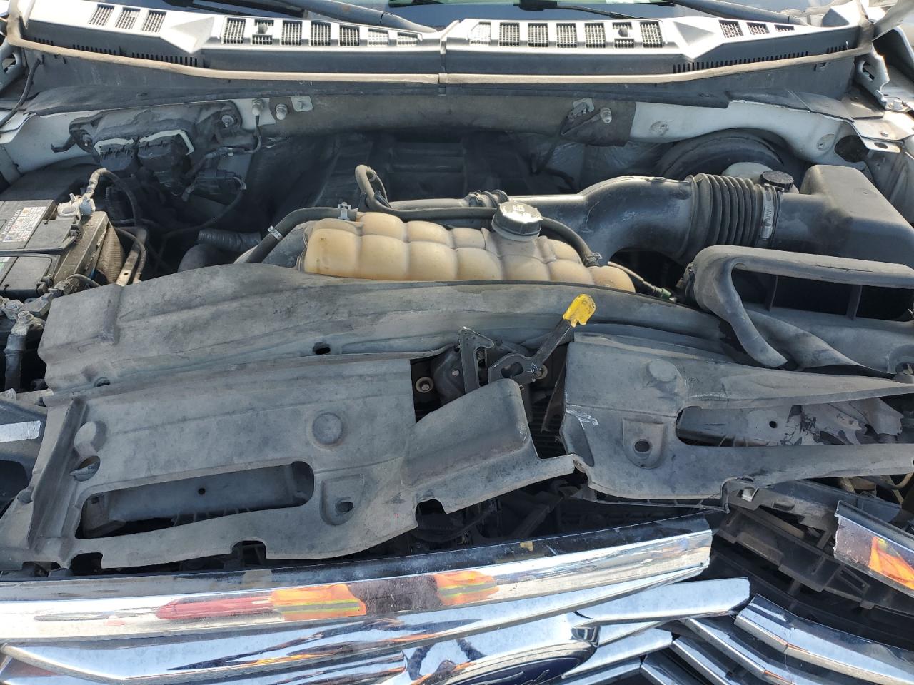 2015 Ford F-150 - Image 11