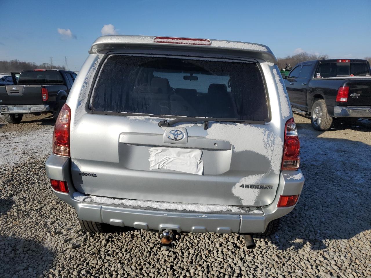 2003 Toyota 4Runner - Image 6