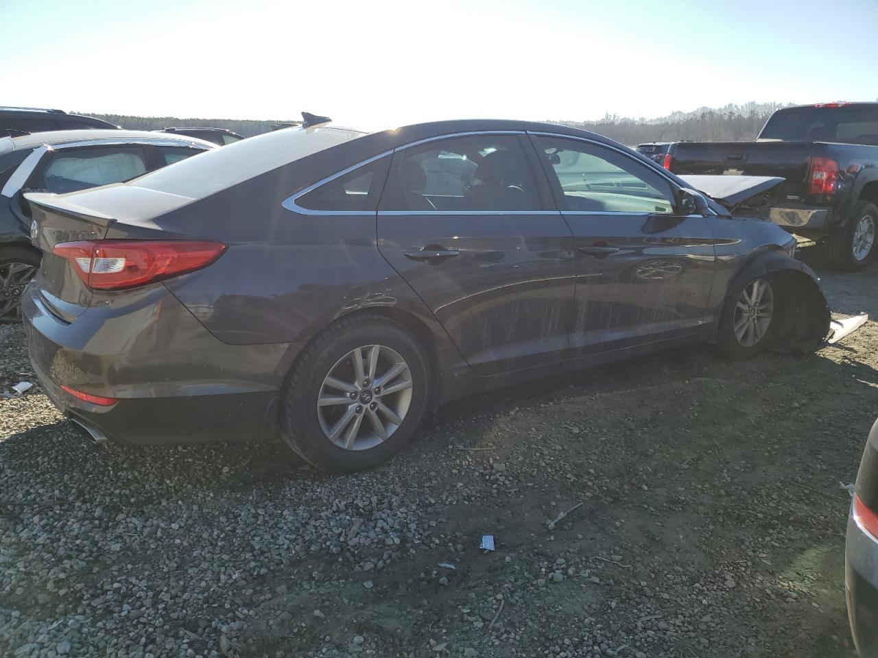 2015 Hyundai Sonata - Image 3