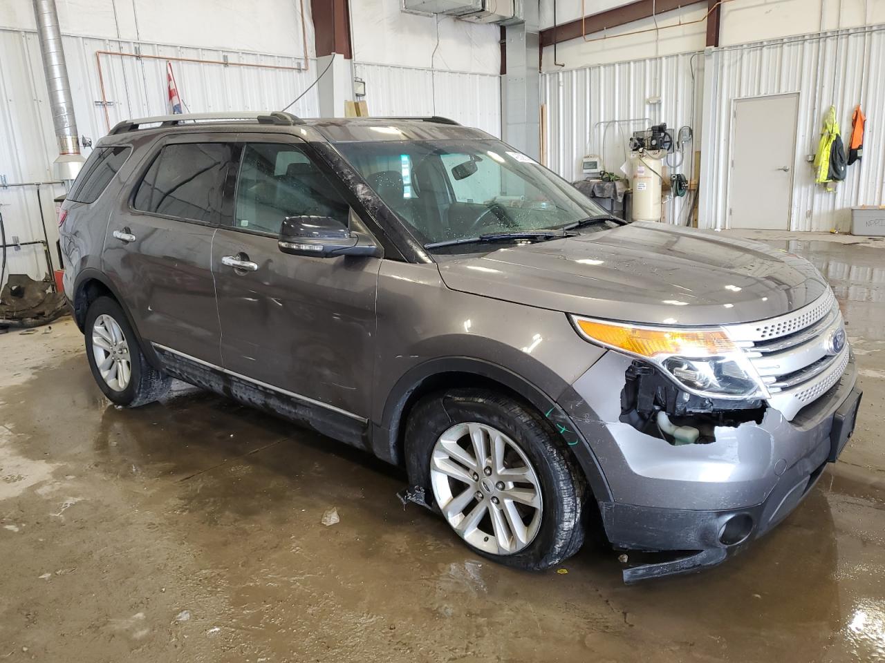 2012 Ford Explorer - Image 4