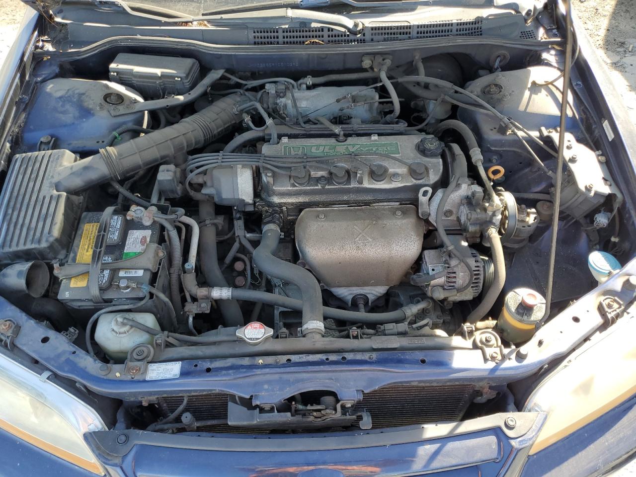 2001 Honda Accord - Image 11