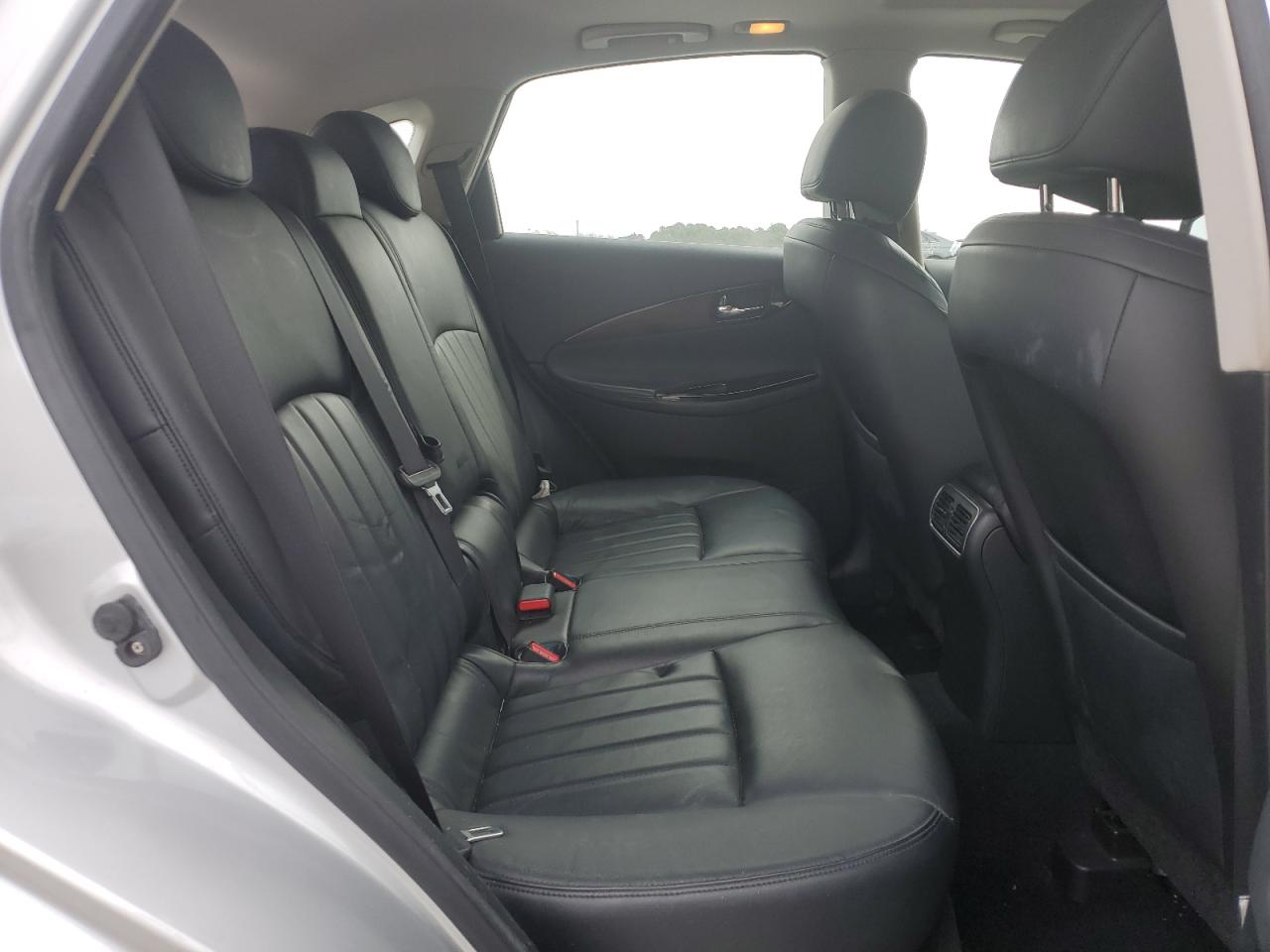 2008 Infiniti EX - Image 10