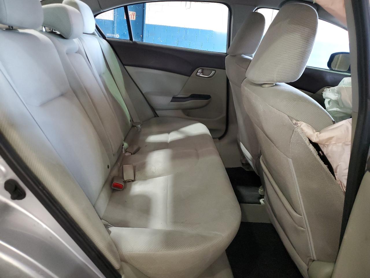2012 Honda Civic - Image 10