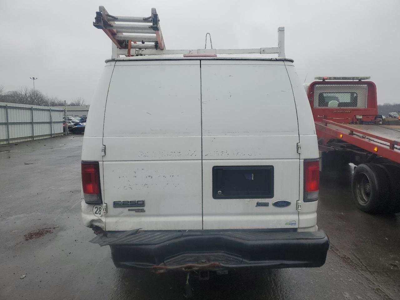 2011 Ford Econoline - Image 6